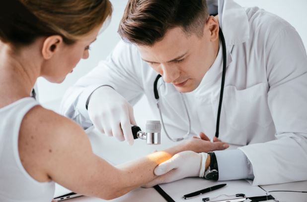 Tips to Prepare Yourself Before Going for a Dermatologist Appointment